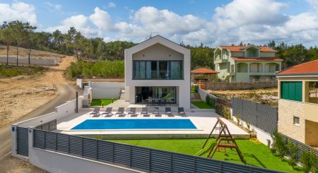 CROATIA - Beautiful villa 1st row by the sea - PRIDRAGA, ZADAR CROATIA - Beautiful villa 1st row by the sea - PRIDRAGA, ZADAR