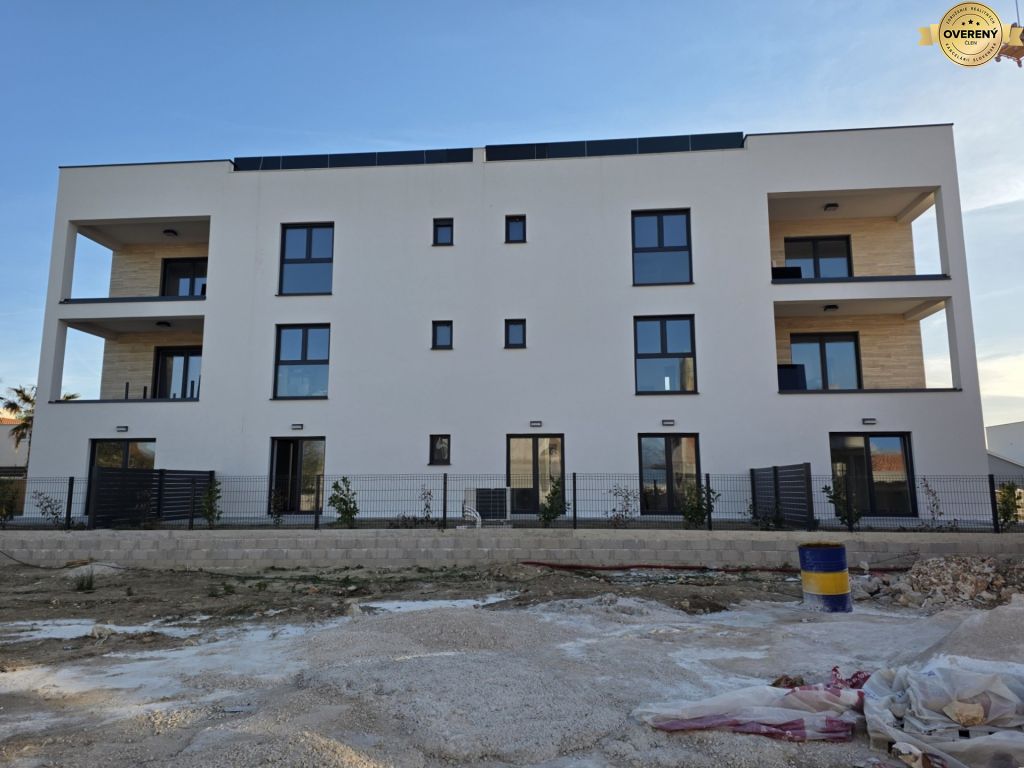 CROATIA - 4-room apartments - SABUNIKE, NIN