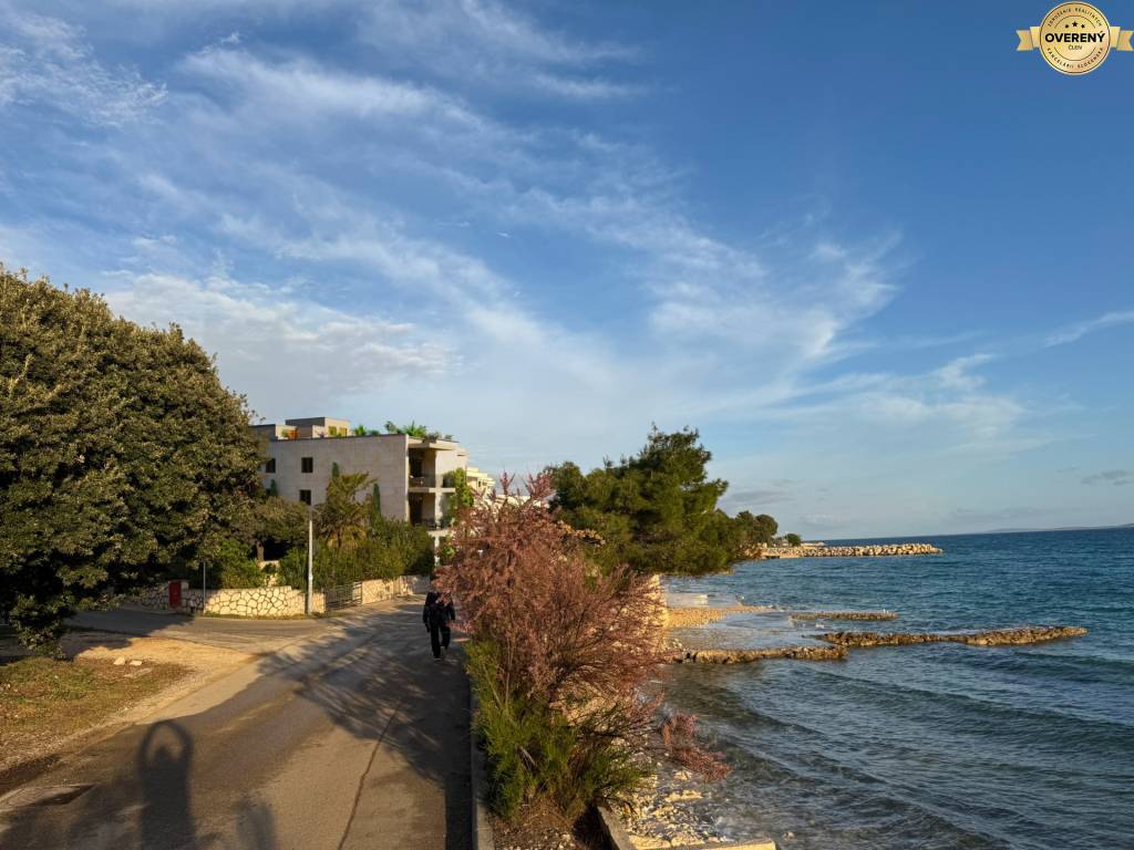 CROATIA - Apartments in the 1st row (3i) - MANDRE, island PAG