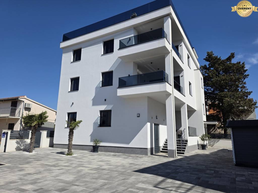 CROATIA- Apartments in modern house 60 m from the beach- SRIMA, VODICE