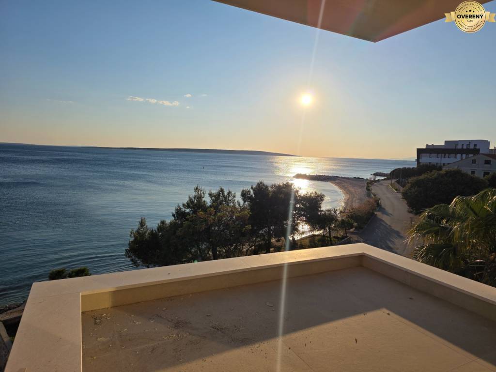 CROATIA - Apartments in the 1st row (4i) - MANDRE, island PAG