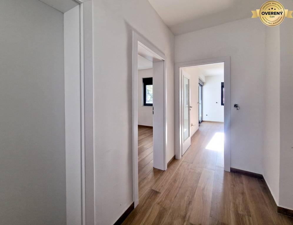 CROATIA - Apartments in a pine forest 140 m from the sea - PAKOŠTANE