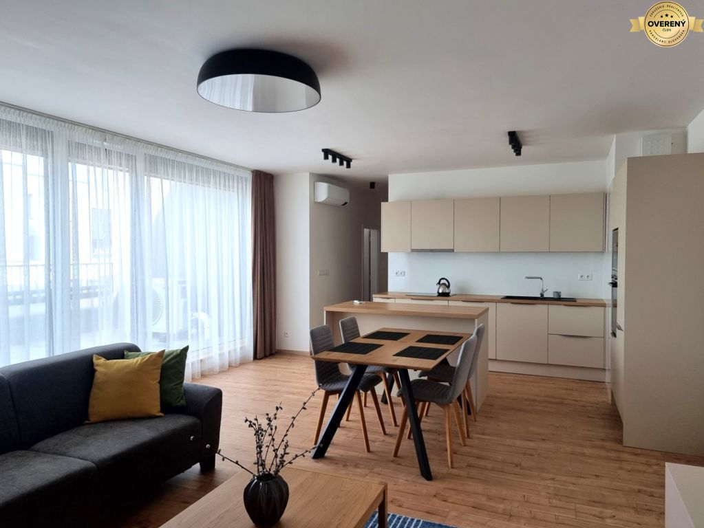 FOR RENT - 3 roomed apartment Nitra – Piesková street, RIVIERA NITRA