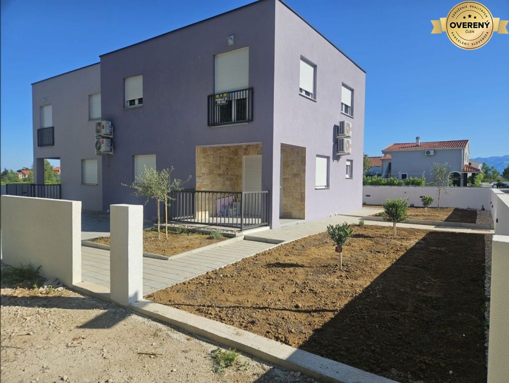 Sale Family house, Family house, Vrsi, Croatia