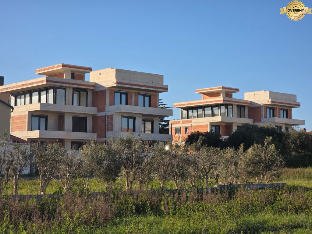 CROATIA - 3 rooms apartments near a nice beach - SUKOŠAN