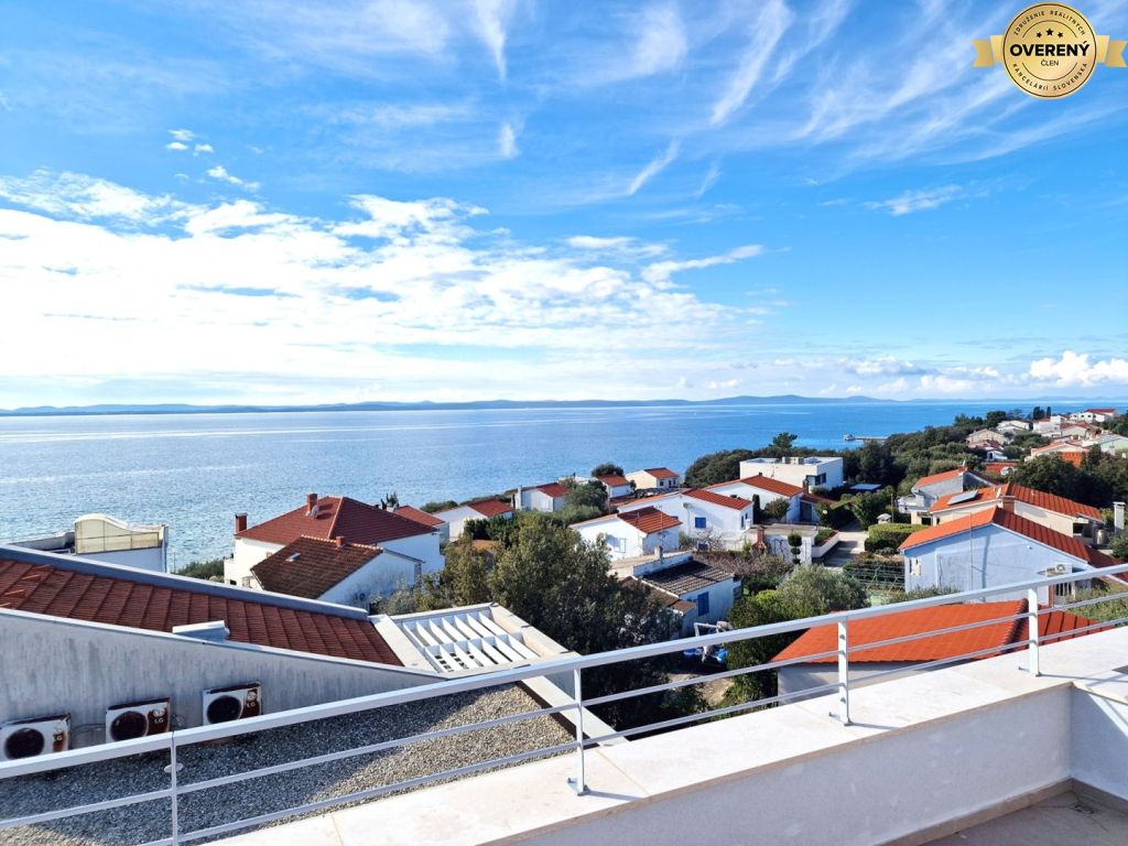 CROATIA – 3-bedroom apartment in PETRČANE near Zadar