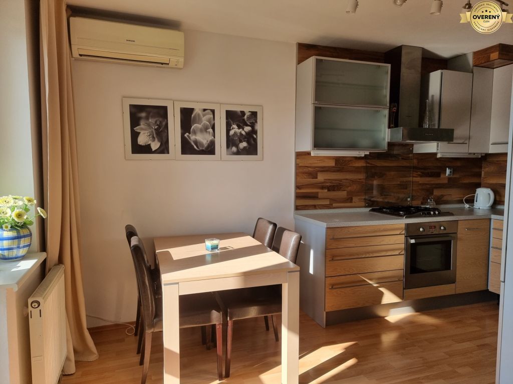 RENT- 3 bedroom apartment - Nitra, Južná street
