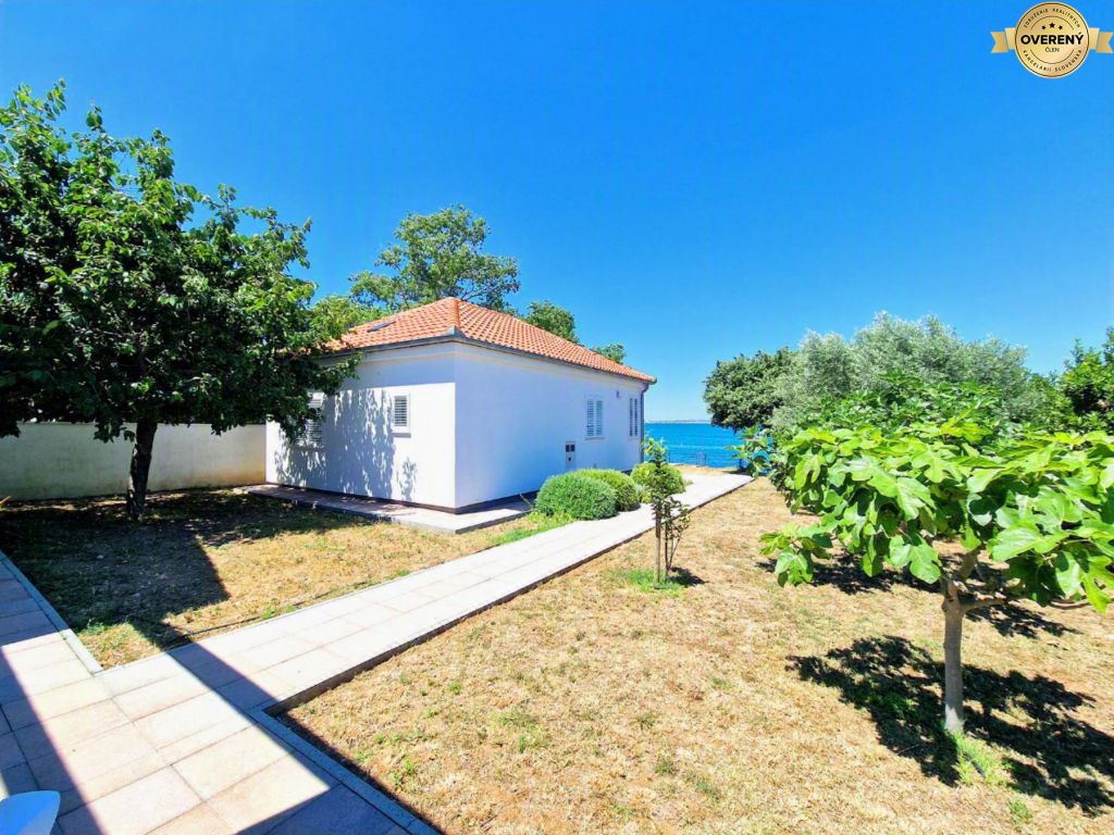 CROATIA - Two houses in the 1st row from the sea - TOP LOCATION - VRSI
