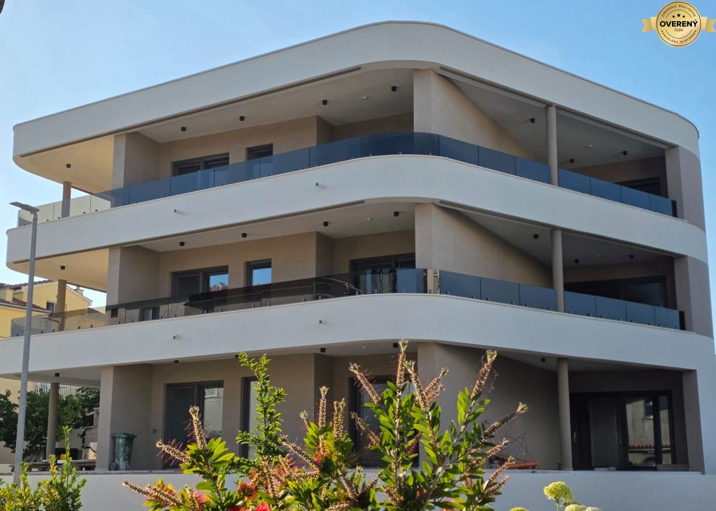 CROATIA - Apartments 140 m from the beach (3i) - VODICE