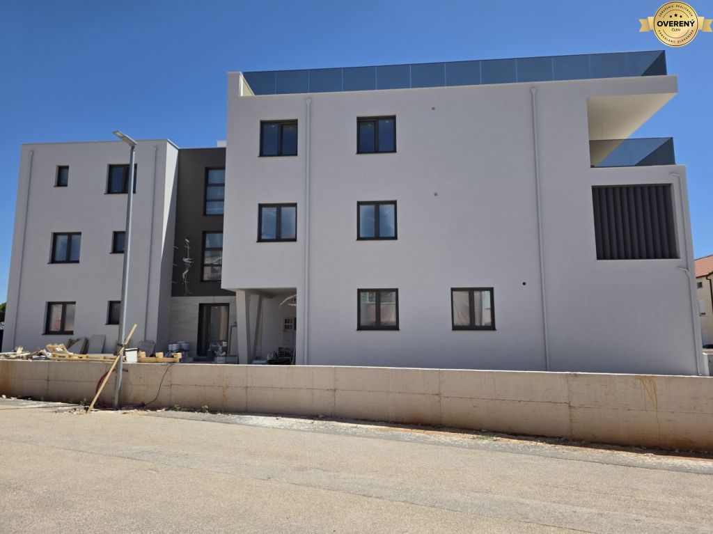 CROATIA - Modern apartments 80 m from the sea - SRIMA, VODICE