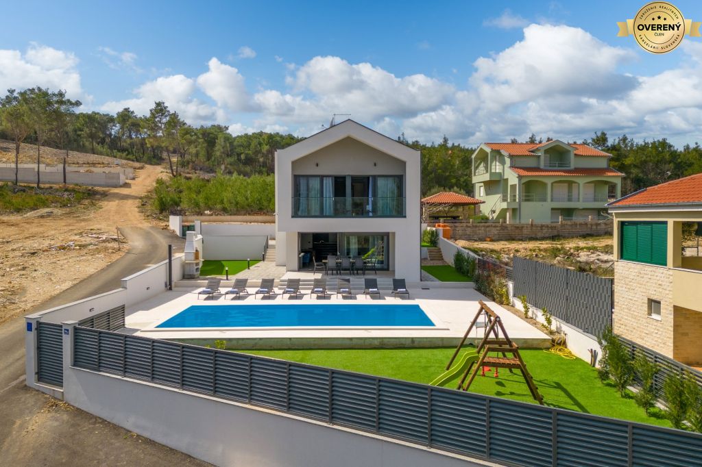 CROATIA - Beautiful villa 1st row by the sea - PRIDRAGA, ZADAR
