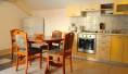 CROATIA - Apartment house on the outskirts of Zadar - DIKLO