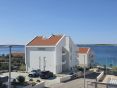 CROATIA - Apartments 80 m from the sea - MANDRE, island PAG