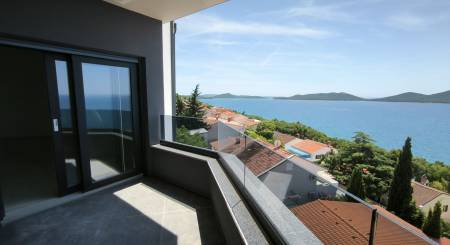 CROATIA - Apartments with a beautiful view - DRAGE, PAKOŠTANE