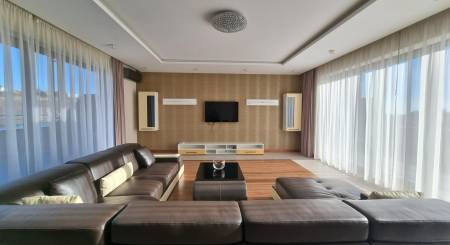 RENT - Unique, luxury flat 148 m2 + terraces - Nitra