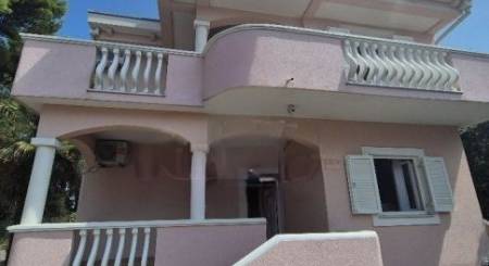 CROATIA - House in an excellent location 60 m from the sea - PETRČANE