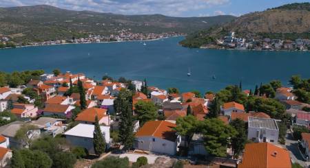 CROATIA - Apartments with a beautiful view - ROGOZNICA