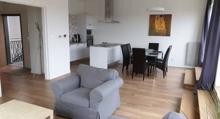 FOR RENT- 3 roomed fat in the city center with a large terrace - Nitra