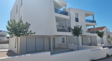 CROATIA - Modern apartments near a beautiful beach - VODICE