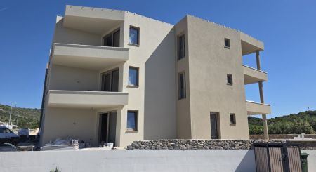 CROATIA - Apartments in the beautiful village of TRIBUNJ