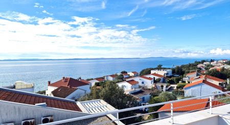 CROATIA – 3-bedroom apartment in PETRČANE near Zadar