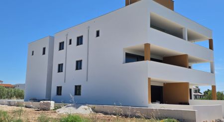 CROATIA - Apartments 60 m from the sea - PRIVLAKA