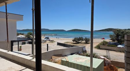 CROATIA -Apartments 50 m from the sea- SRIMA, VODICE