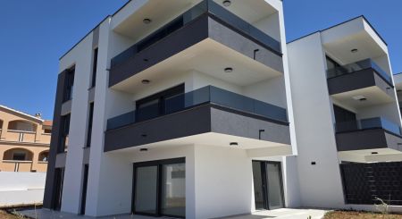 CROATIA - Apartment with plot of 270 m2 - PRIVLAKA CROATIA - Apartment with plot of 270 m2 - PRIVLAKA