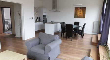 FOR RENT- 3 roomed fat in the city center with a large terrace - Nitra