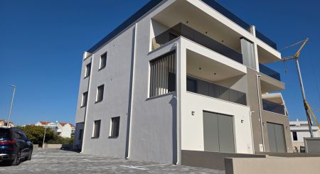 CROATIA - Modern apartments 80 m from the sea - SRIMA, VODICE